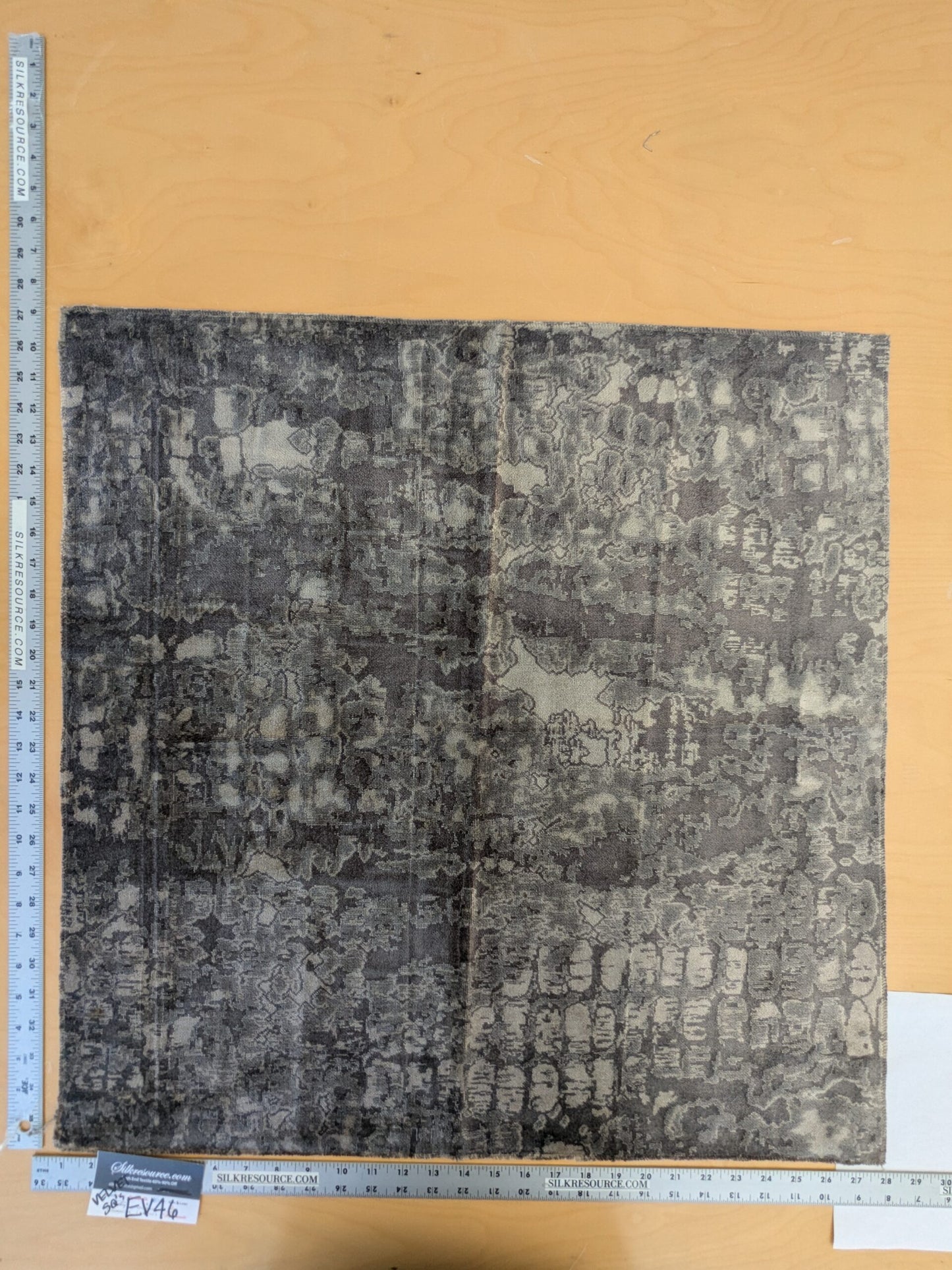 30 EV46 27" x 28" Velvet Square Scalamandre Aldeco Fragment Praline Brown Abstract MSRP USD 326/y