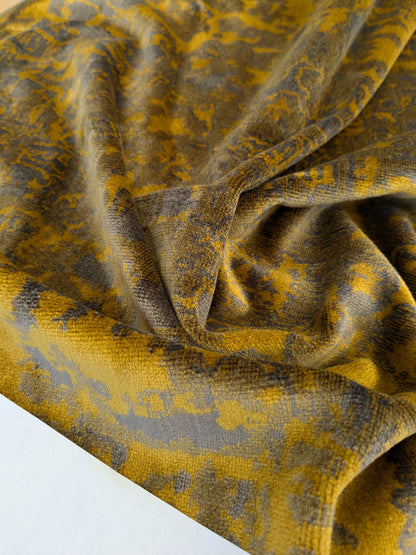 32 EV46 Velvet Square 27"x27" Scalamandre Aldeco Fragment Brown Gold Abstract MSRP USD 326/y