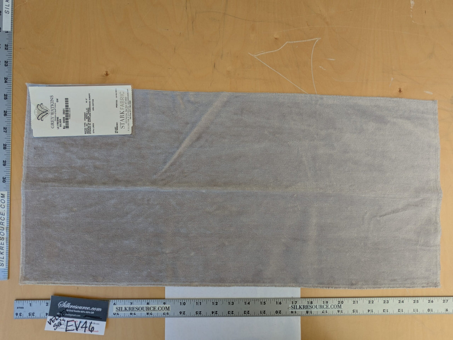 57 EV46 Velvet Square 12" x 26" Scalamandre Grey Watkins Le Fresne Silver Linen Velvet Solid Gray