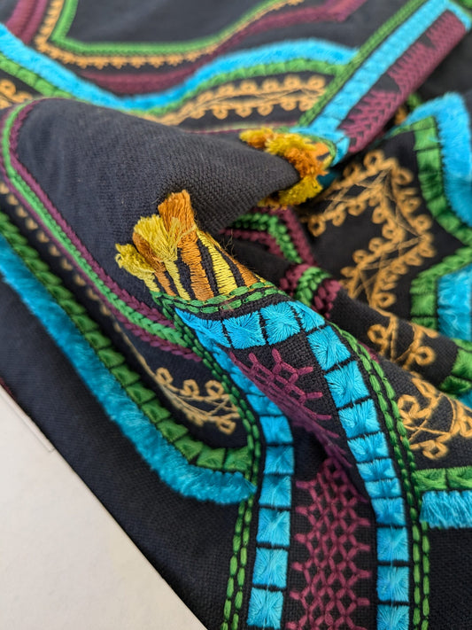 3 EV47 Square Scalamandre Lelievre Paris Kayapo Aqua Green Deep Red on Black Embroidery Geometric Graphic MSRP USD 826/y