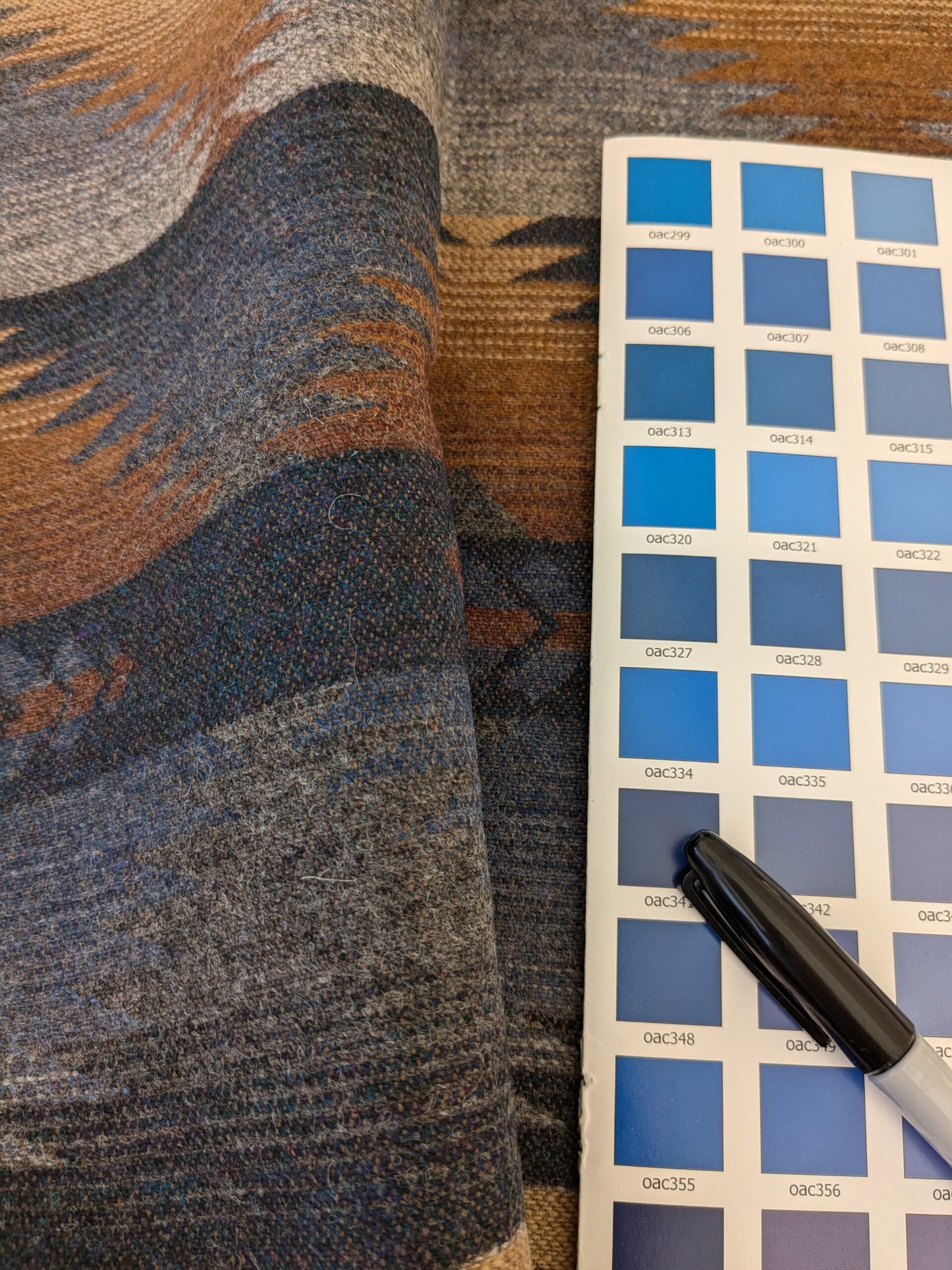 14 EV47 Square Scalamandre Idaho Blue Wallnut 100% Wool Abstract Contemporary