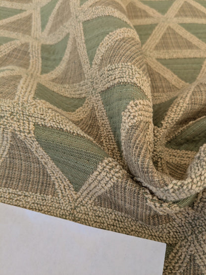 15 EV47 Square Scalamandre Fonthill Vienna Green Small Jacquard Green Beige Polyester Cotton Geometric