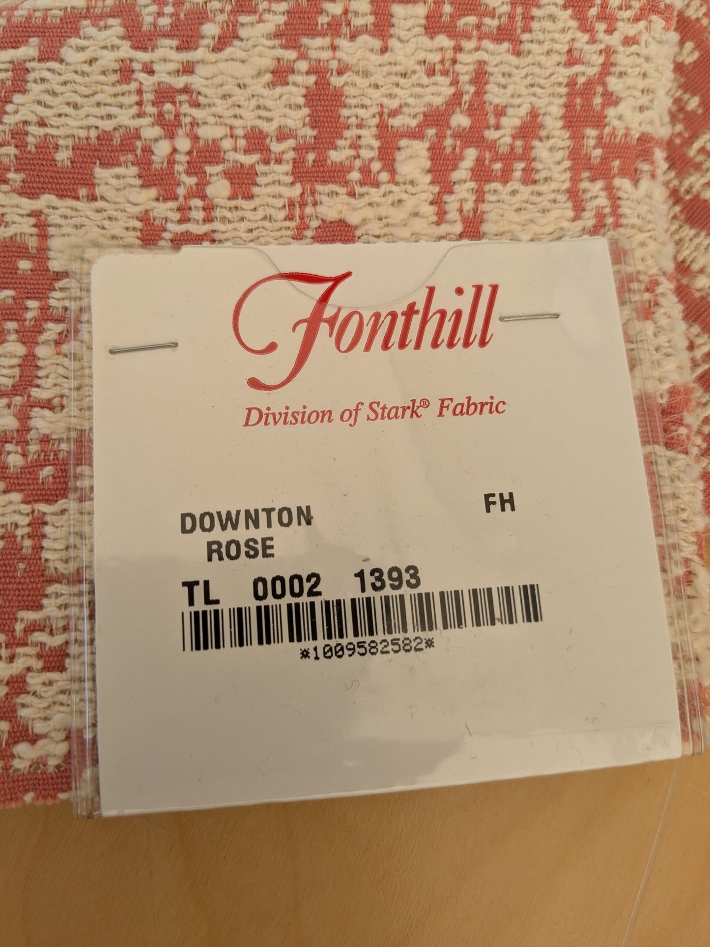 17 EV47 Square Scalamandre Fonthill Downtown Rose Pink Cream White Small Scale Texture Jacquard