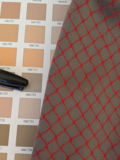 21 EV47 Square Scalamandre Jean Paul Gaultier Cabaret Reversible Laque Gray White Geometric Ogee Diamond