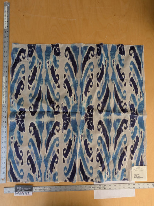 39 EV47 Square Scalamandre Moorea Island Indigo Blue Tan Linen Print 27"x27"