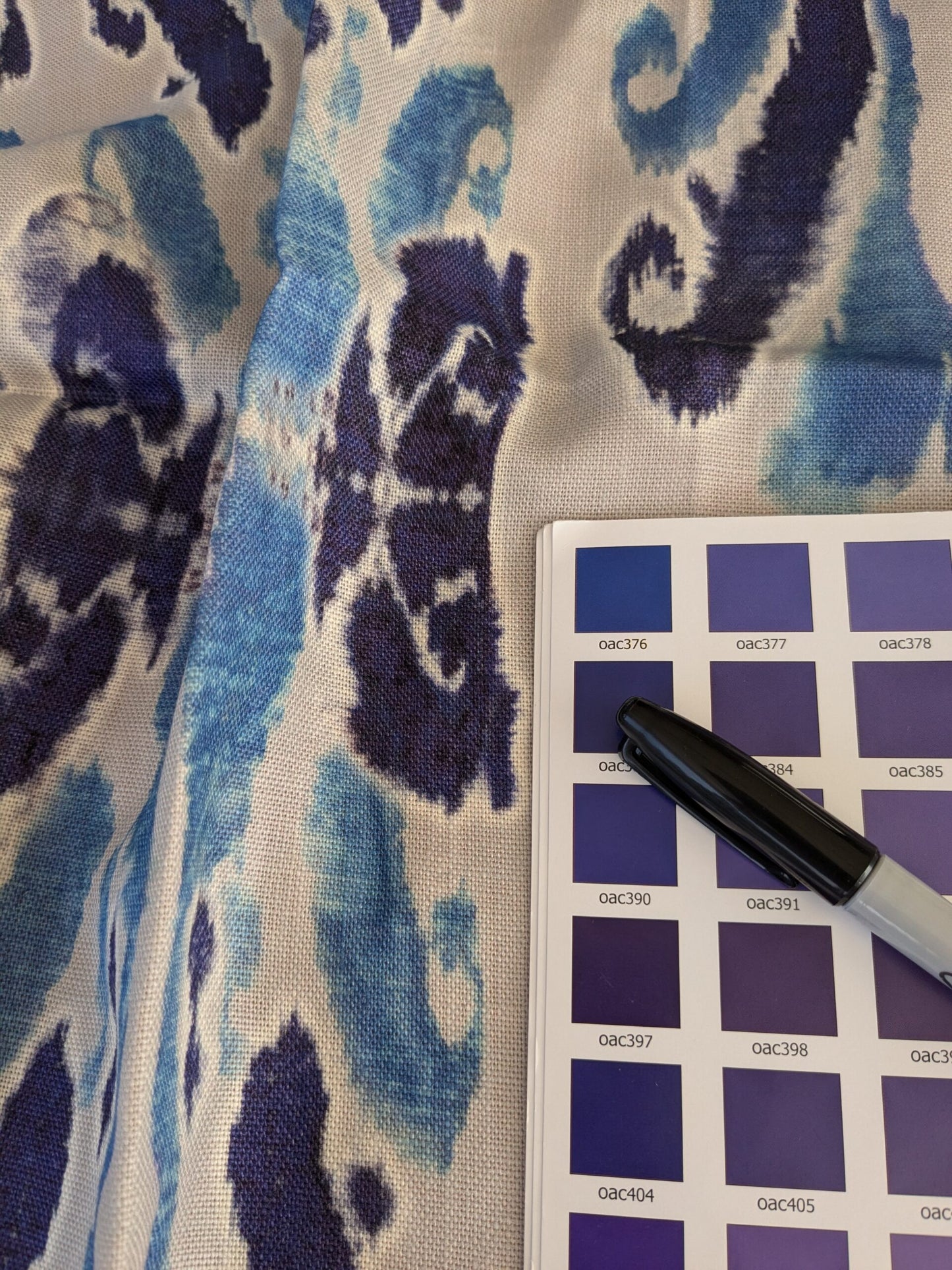 39 EV47 Square Scalamandre Moorea Island Indigo Blue Tan Linen Print 27"x27"