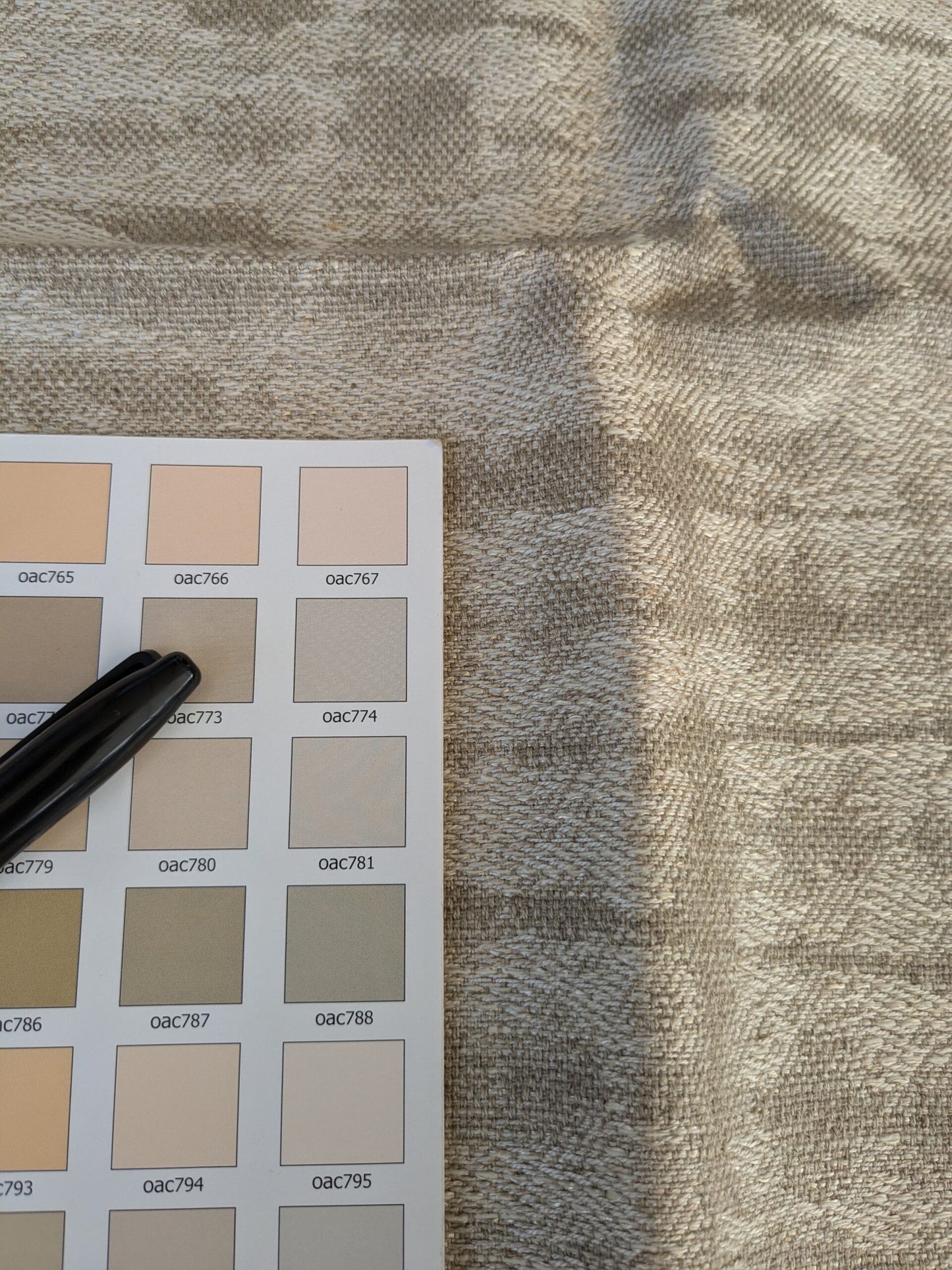 47 EV47 Square Scalamandre Shibori Weave Flax Texture Jacquard/Woven MSRP USD 246/y