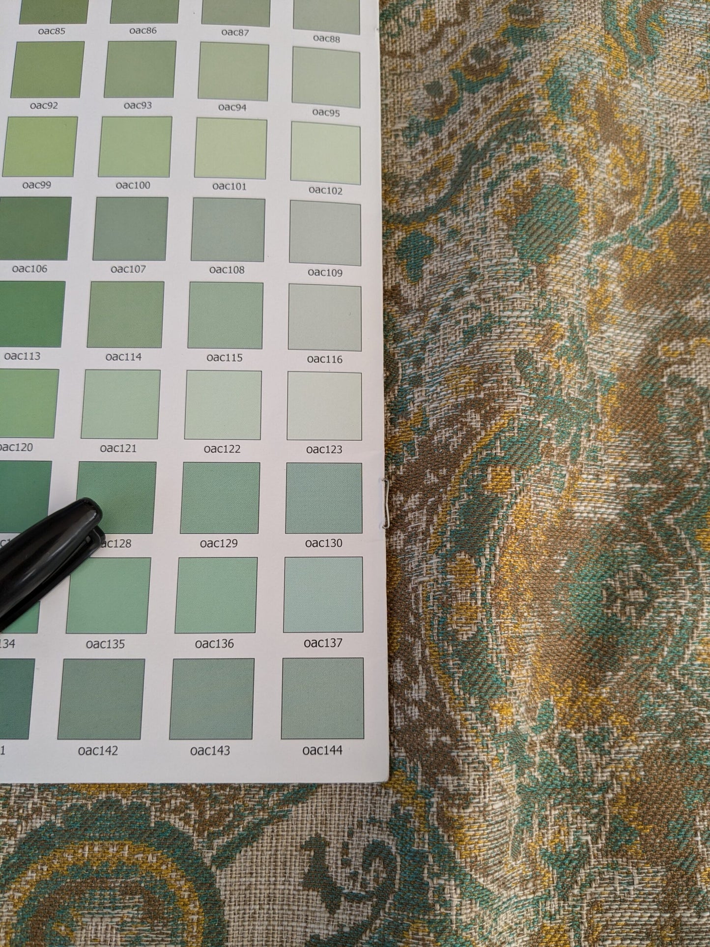 48 EV47 Square Scalamandre Old World Weavers Velorum Nile Sun Abstract Medallion Paisley 27"x27"