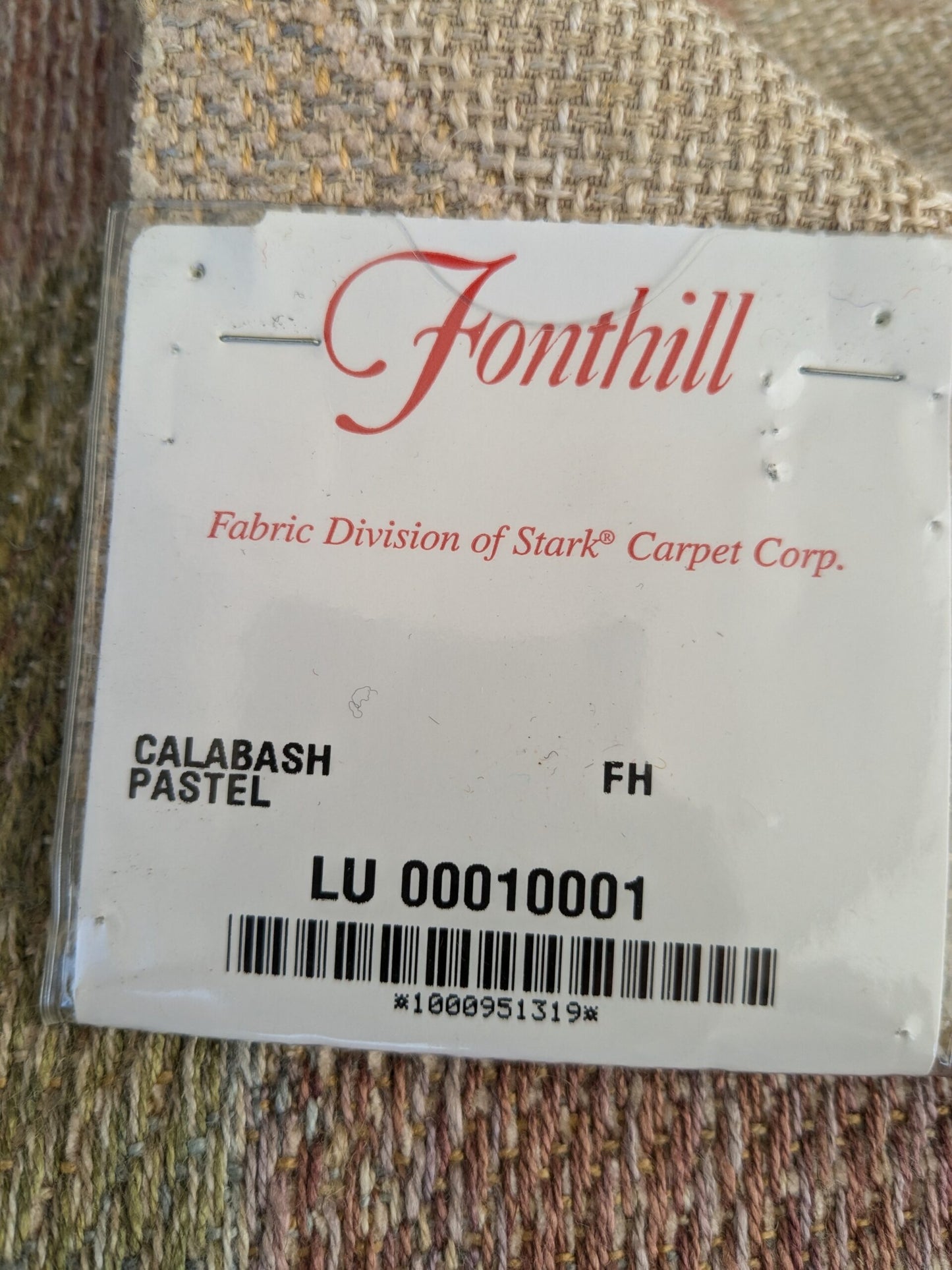 49 EV47 Square Scalamandre Old World Weavers Calabash Pastel Beige Green Blue Red Diamond Ogee