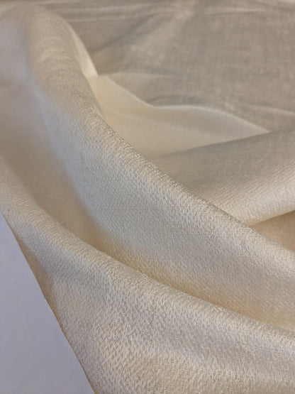 50 EV47 Square Scalamandre Aldeco Key Snow White Solid Linen Plain