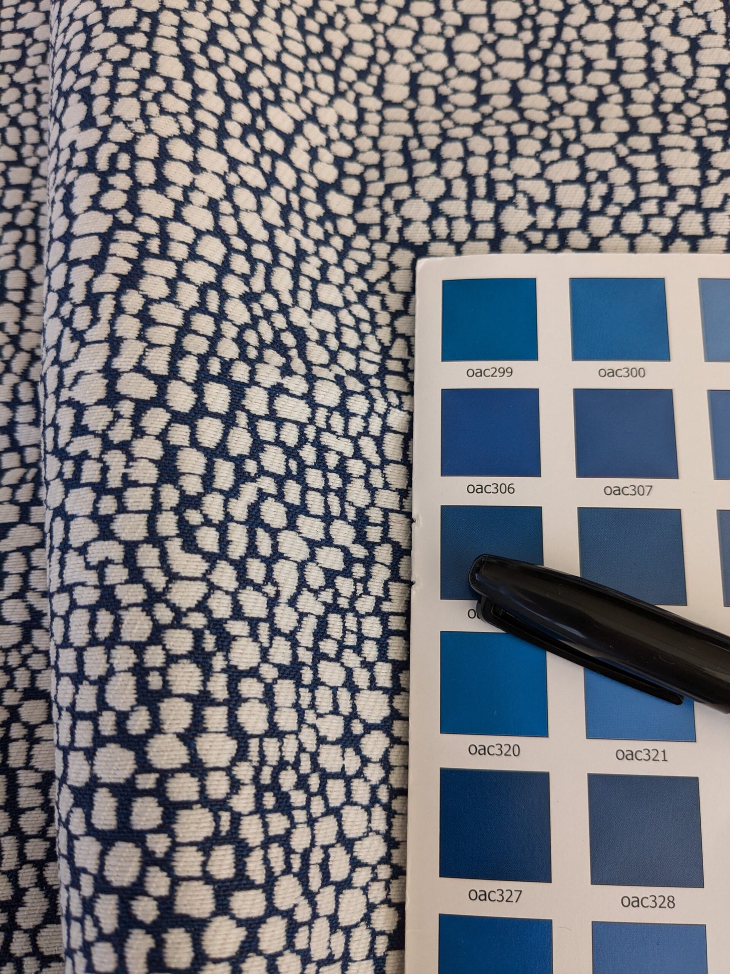 55 EV47 Square Scalamandre Stingray Indigo Blue White Small Scale Texture Outdoor MSRP USD 250/y 25"x25"