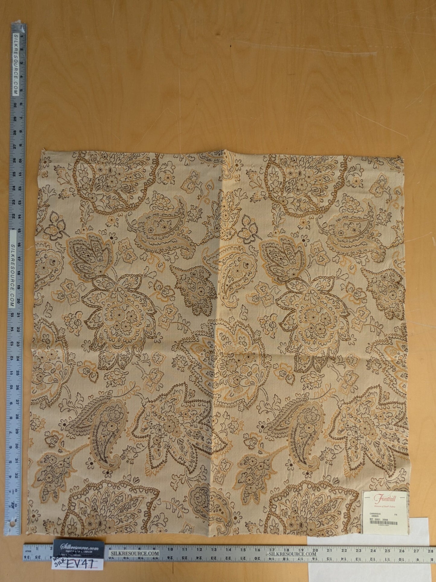 56 EV47 Square Scalamandre Camargue Amber Beige Brown Floral Botanical Foliage Paisley