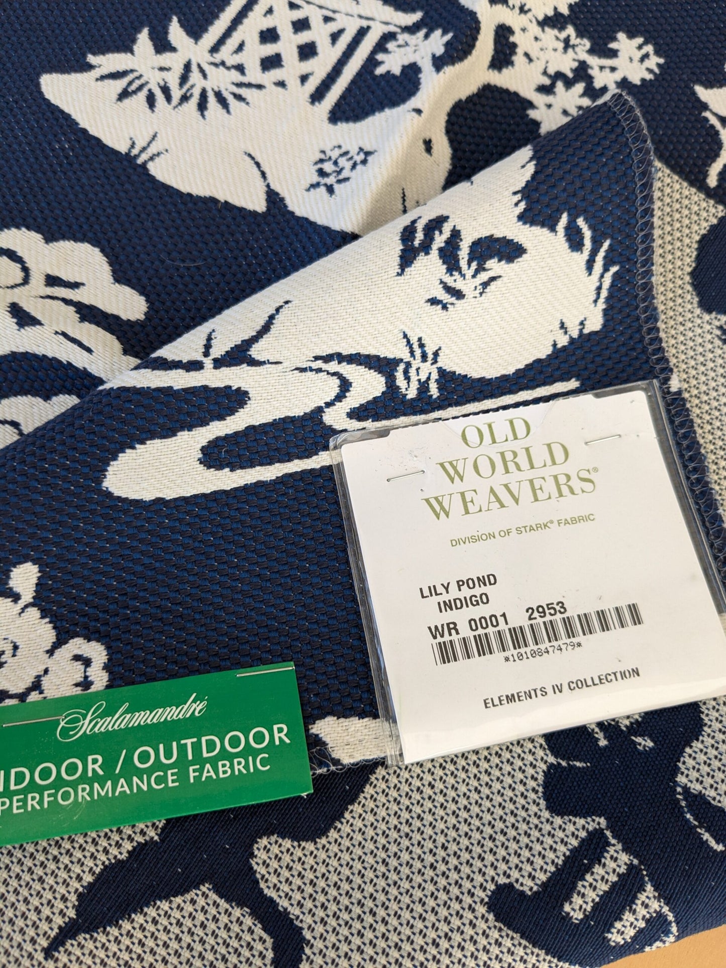 62 EV47 Square Scalamandre LILY POND Indigo Deep Blue and White Outdoors Bird/ Animal Chinoiserie  26"x26"