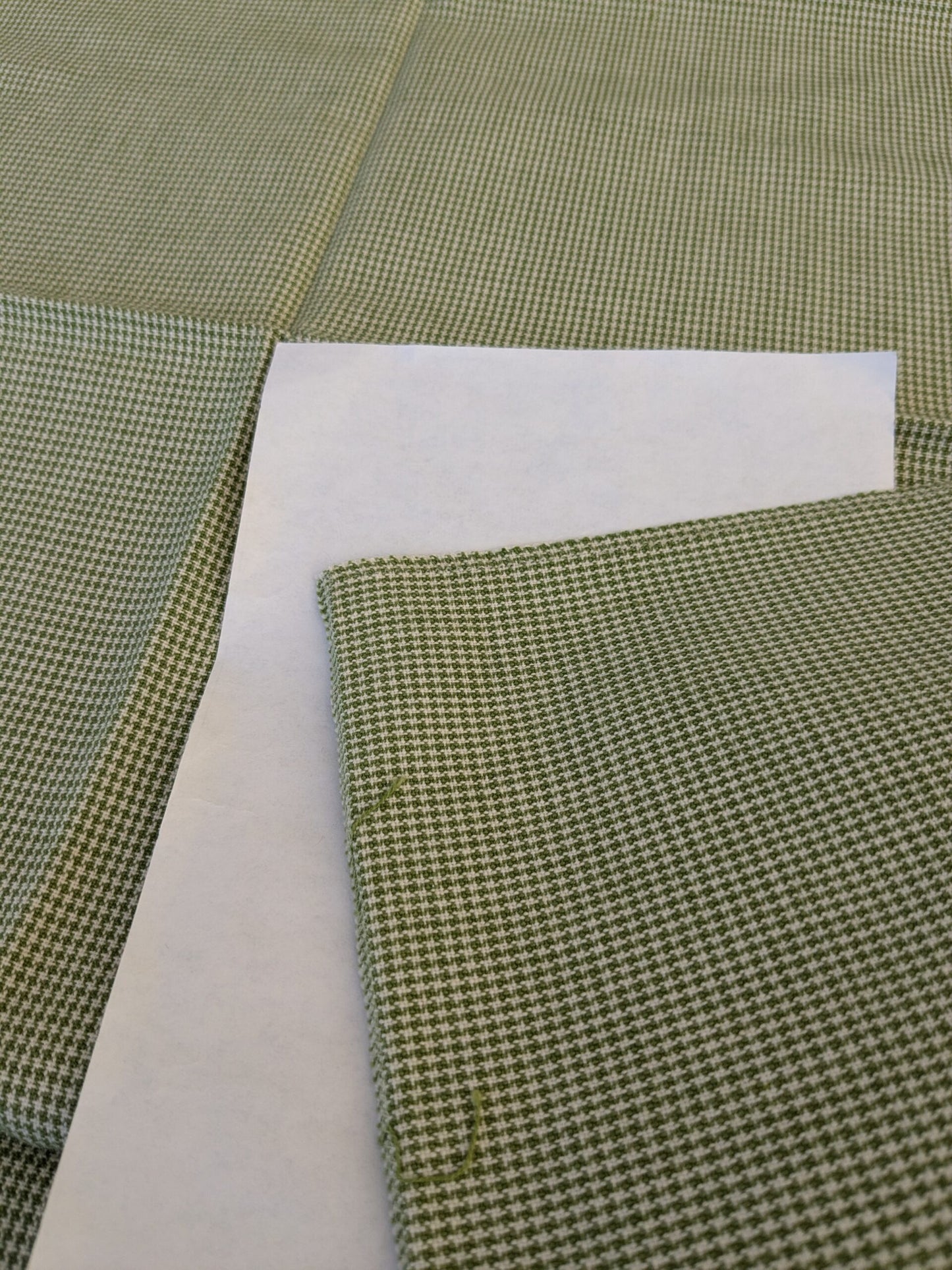 71 EV47 Square Scalamandre Grey Watkins Chatham Plain Green White Cotton Small Scale Texture 26"x26"