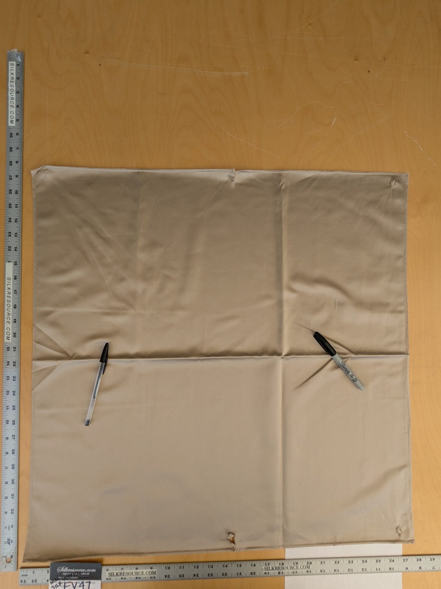 72 EV47 Square Scalamandre Holly Cream Cotton Polyester Plain Solid - Holes on edges