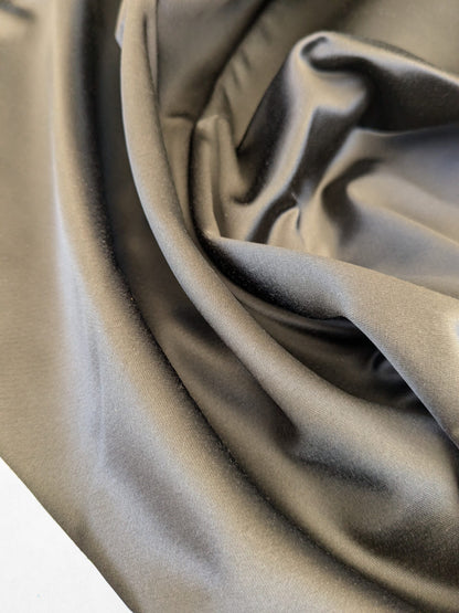 75 EV47 Square Scalamandre Holly Seal Brown Gray Cotton Polyester Plain Solid 27"x27"