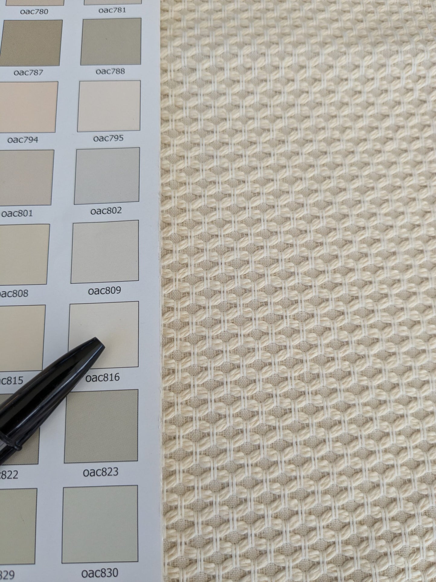 85 EV47 Square Scalamandre Boris Kroll Cortland Weave Ecru Cream White Jacquard Small Scale Texture 22"x27"