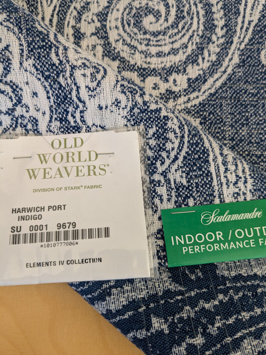 88 EV47 Square Scalamandre Old World Weavers Harwich Port Indigo Outdoor Classic Damask Blue &amp; White MSRP USD 270/Y