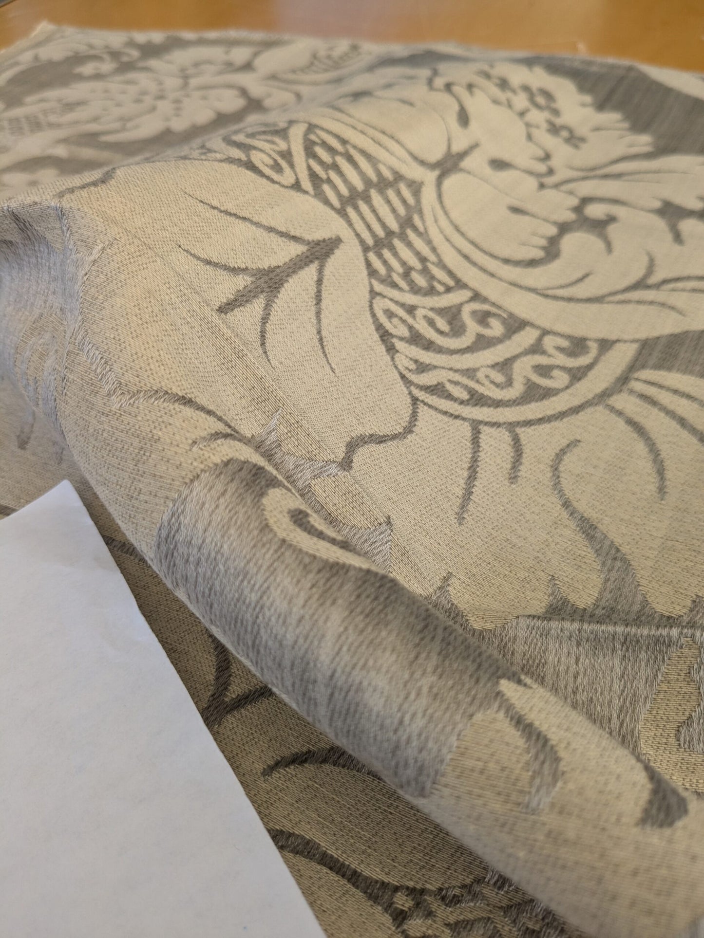 90 EV47 Square Lelievre Paris Grambois Argent Gray Damask Renaissance Gray Historic MSRP USD712/y