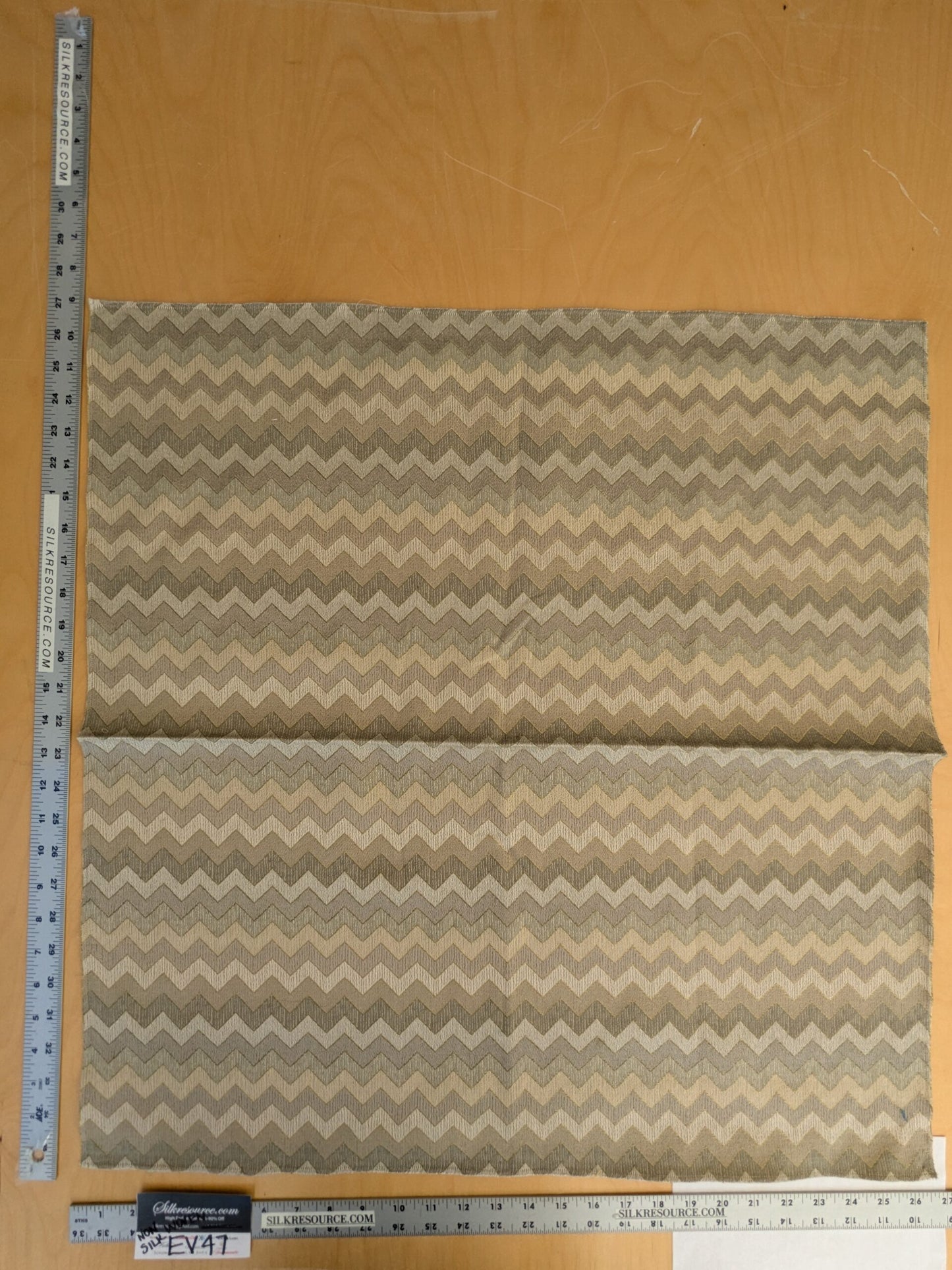 90 EV47 Square Scalamandre Polluce Brown Lampas Chevron Cotton MSRP USD300+/y 26"x26"