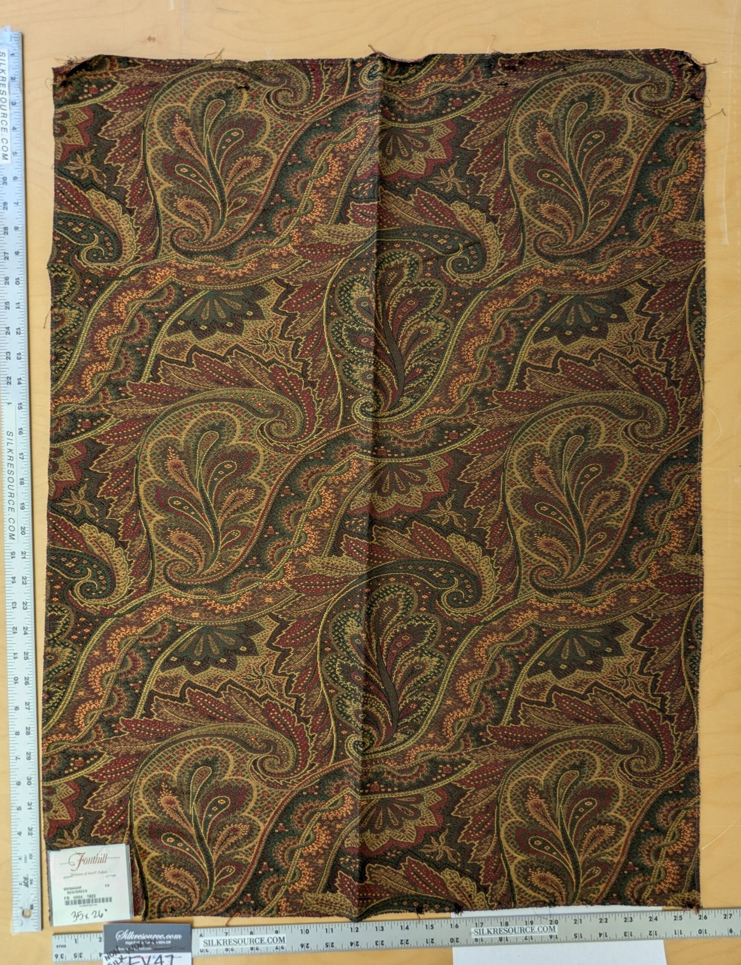 100 EV47 Square Scalamandre Fonthill Srinagar Red Green Red Gold Cotton Paisley Novelty 35"x26"