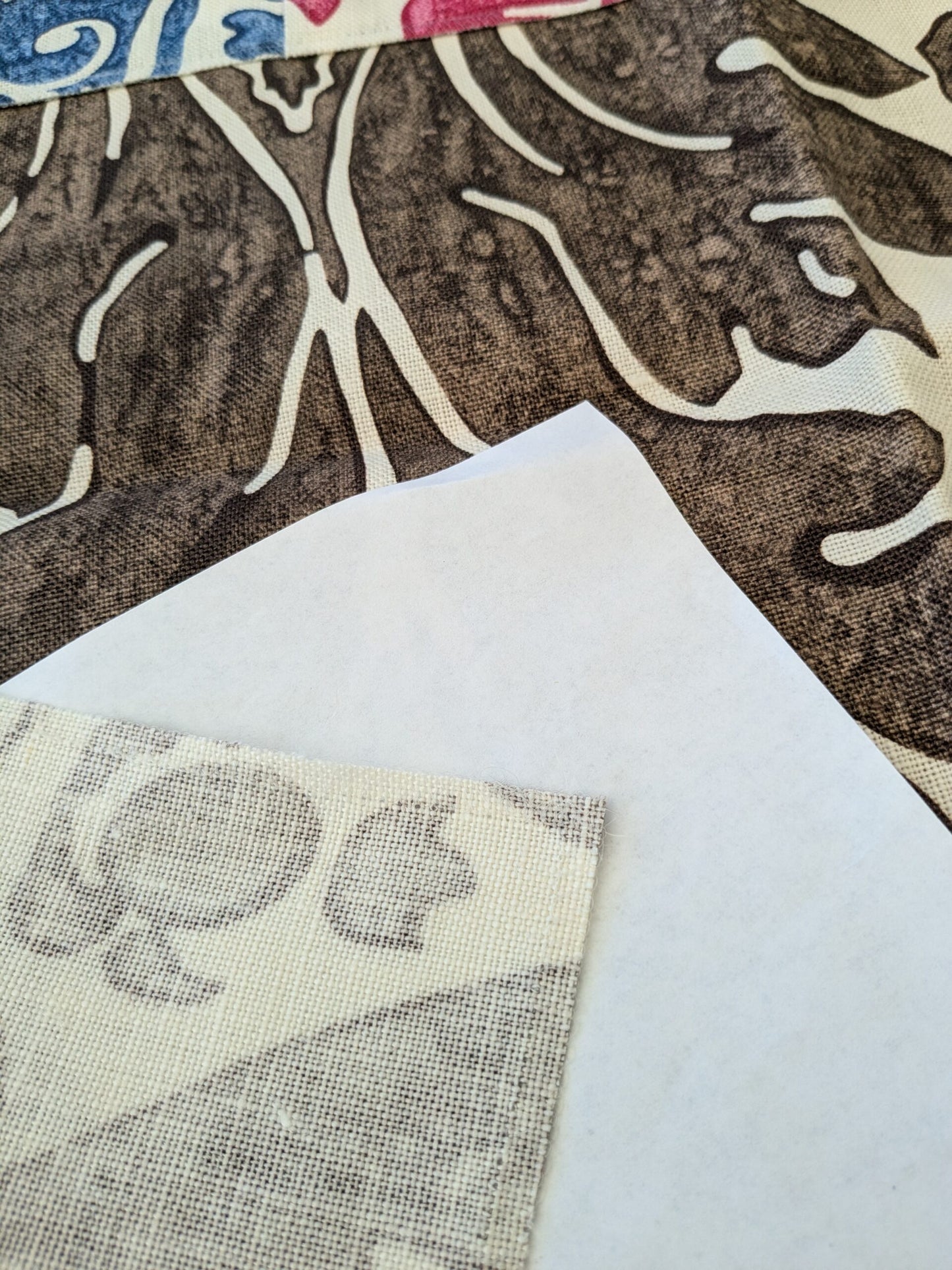 126 EV47 Square Scalamandre Luciana Damask Print Linen Espresso Brown White MSRP USD 346/yard