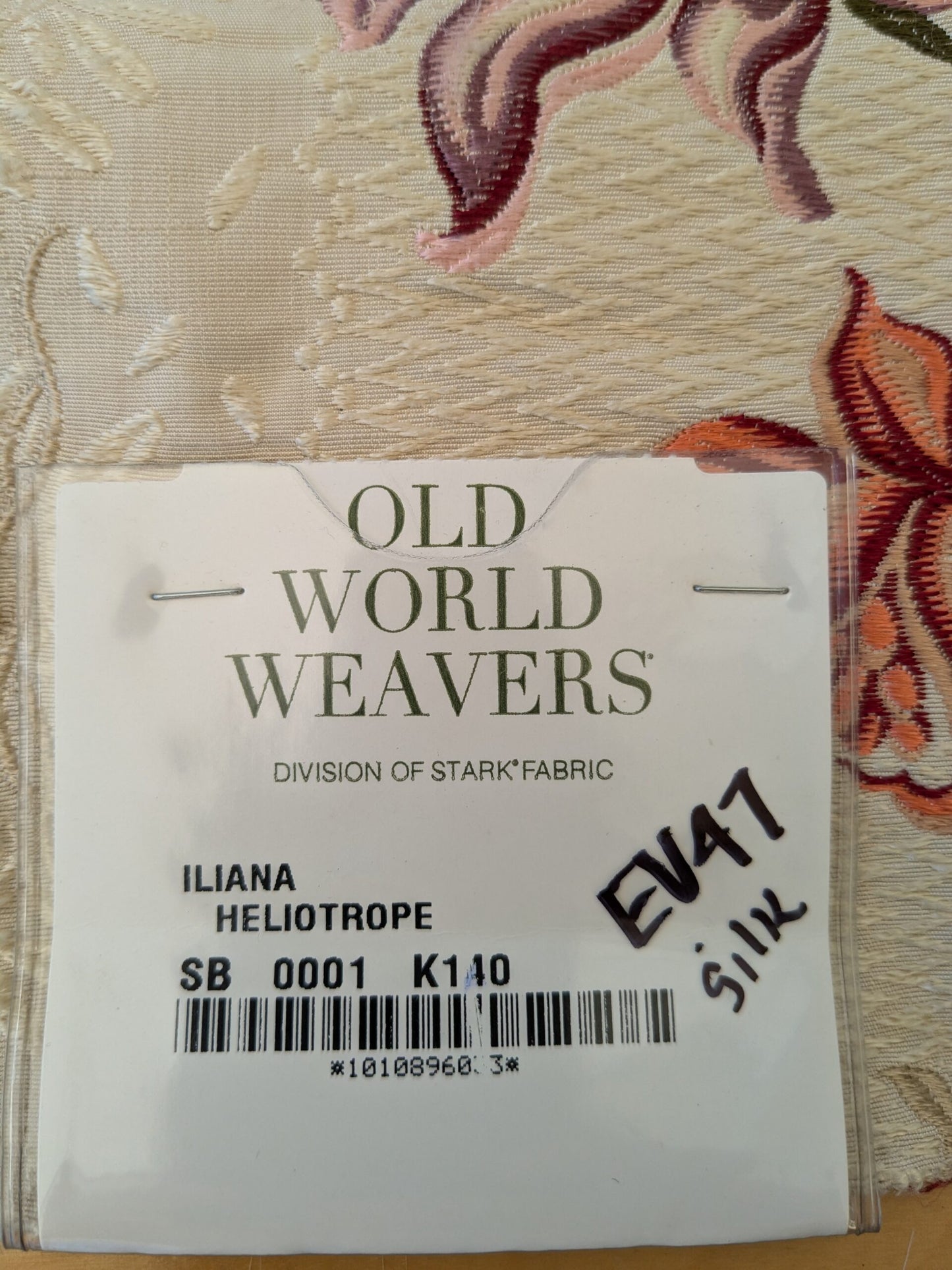 134 EV47 Square Silk Scalamandre Old World Weavers Iliana Heliotrope Floral Purple pink on Beige Botanical Historical MSRP USD 2680/y