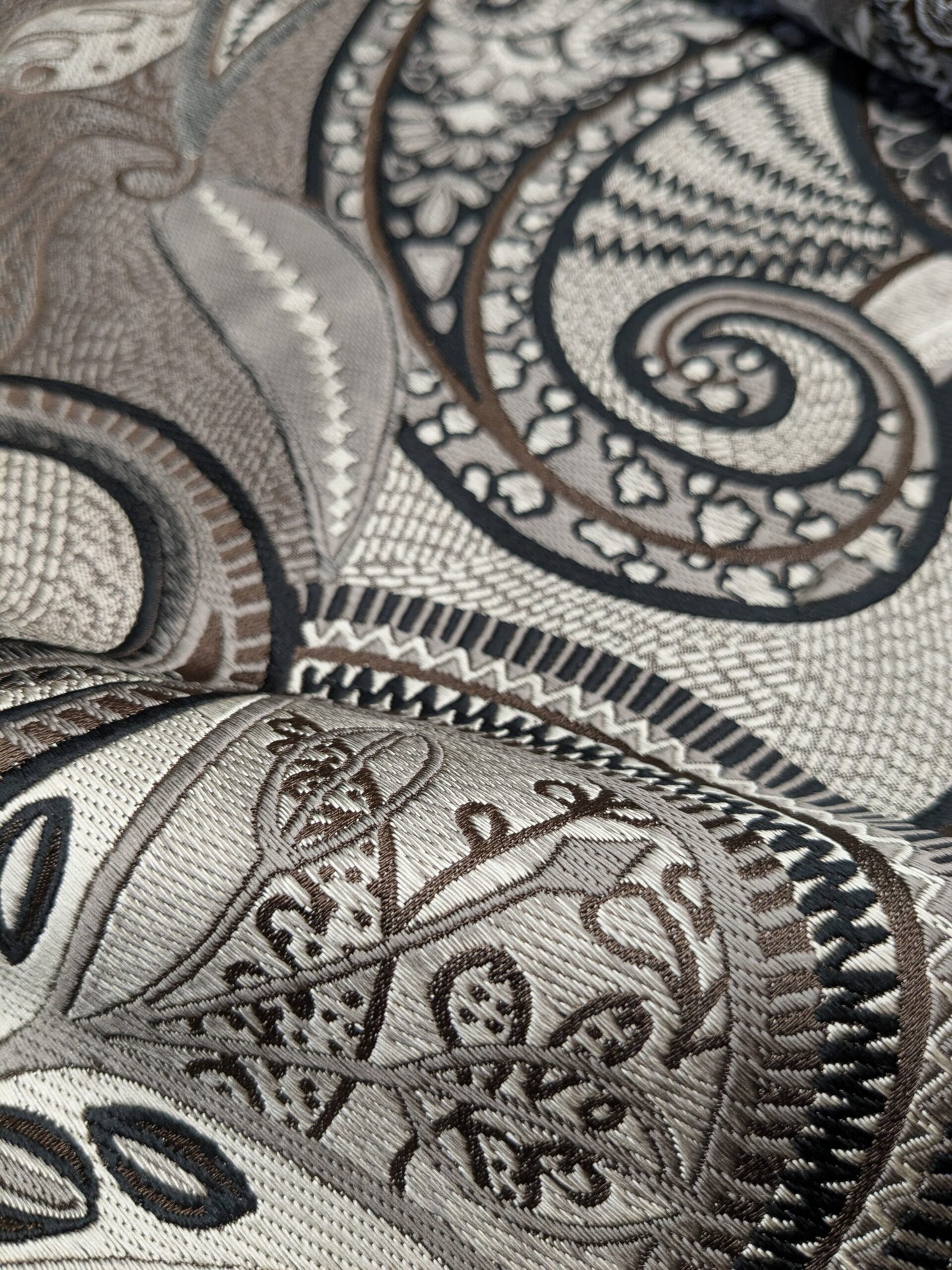 Smashing! Old World Weavers 100% Silk Ottoman Black &amp; White Silver Paisley Heavy