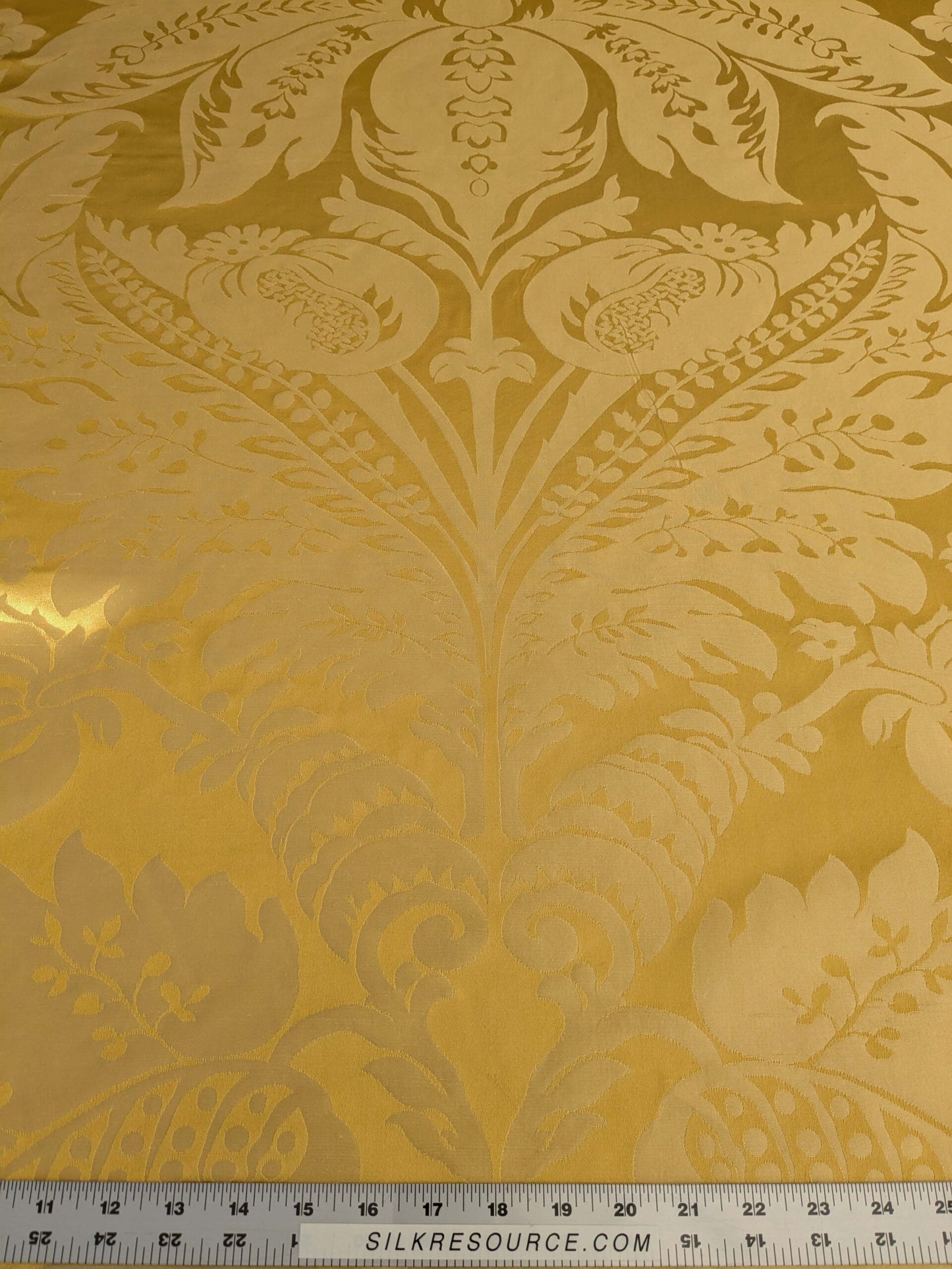1.9yards Scalamandre Newport Damask Vermeil Sunny Gold Silk SC000220100M MSRP USD530/y