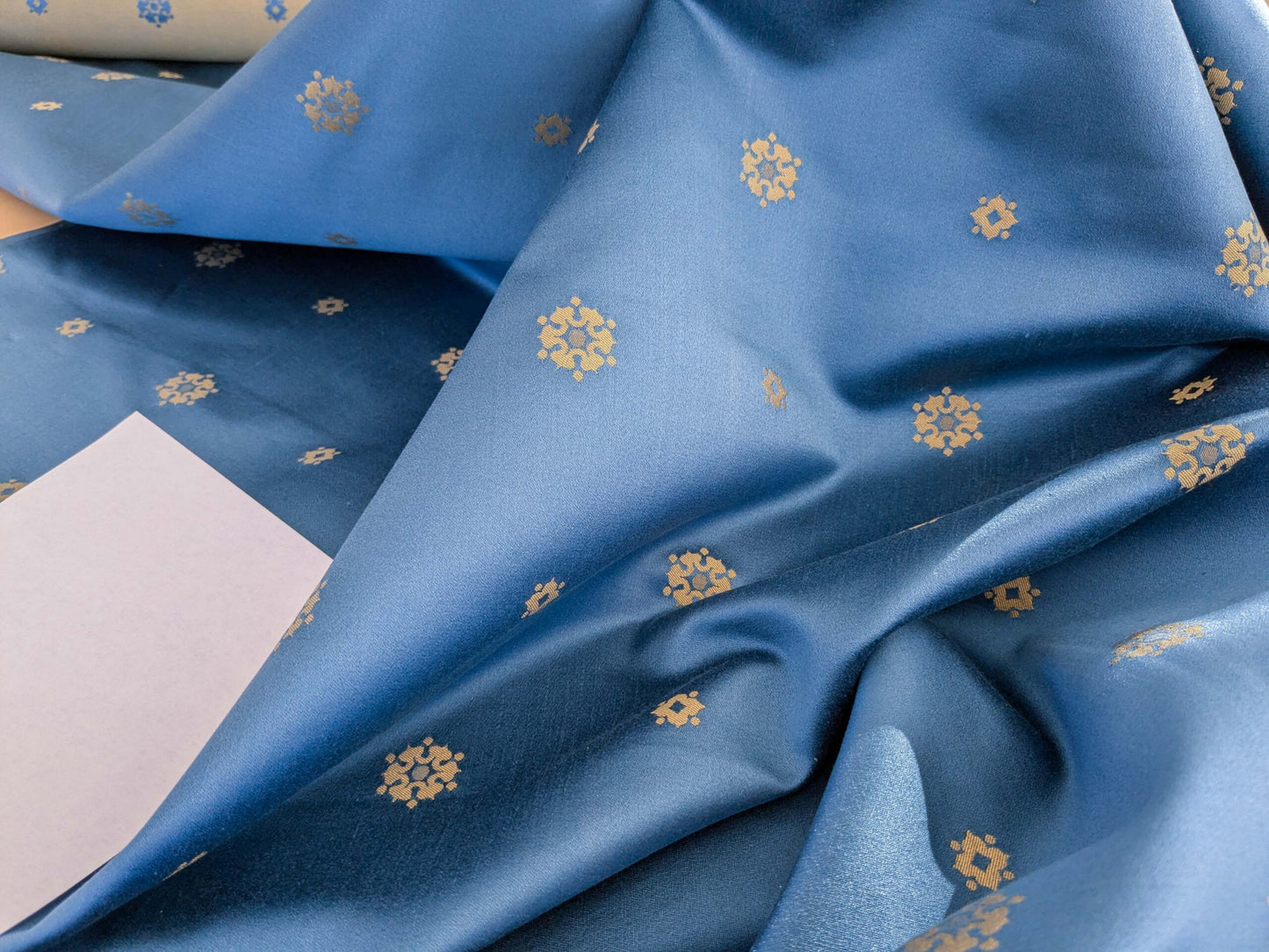 By yard Scalamandre Old World Weavers Classic Antique Sunflower Renaissance Damask Venetian Blue Gold White House