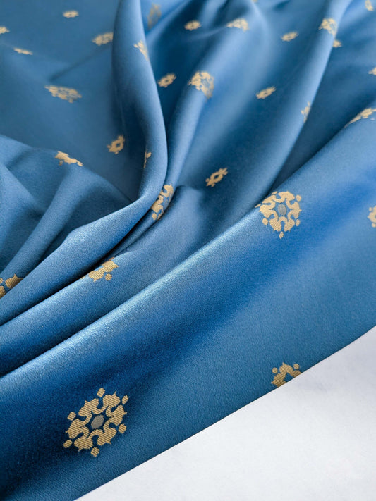 By yard Scalamandre Old World Weavers Classic Antique Sunflower Renaissance Damask Venetian Blue Gold White House