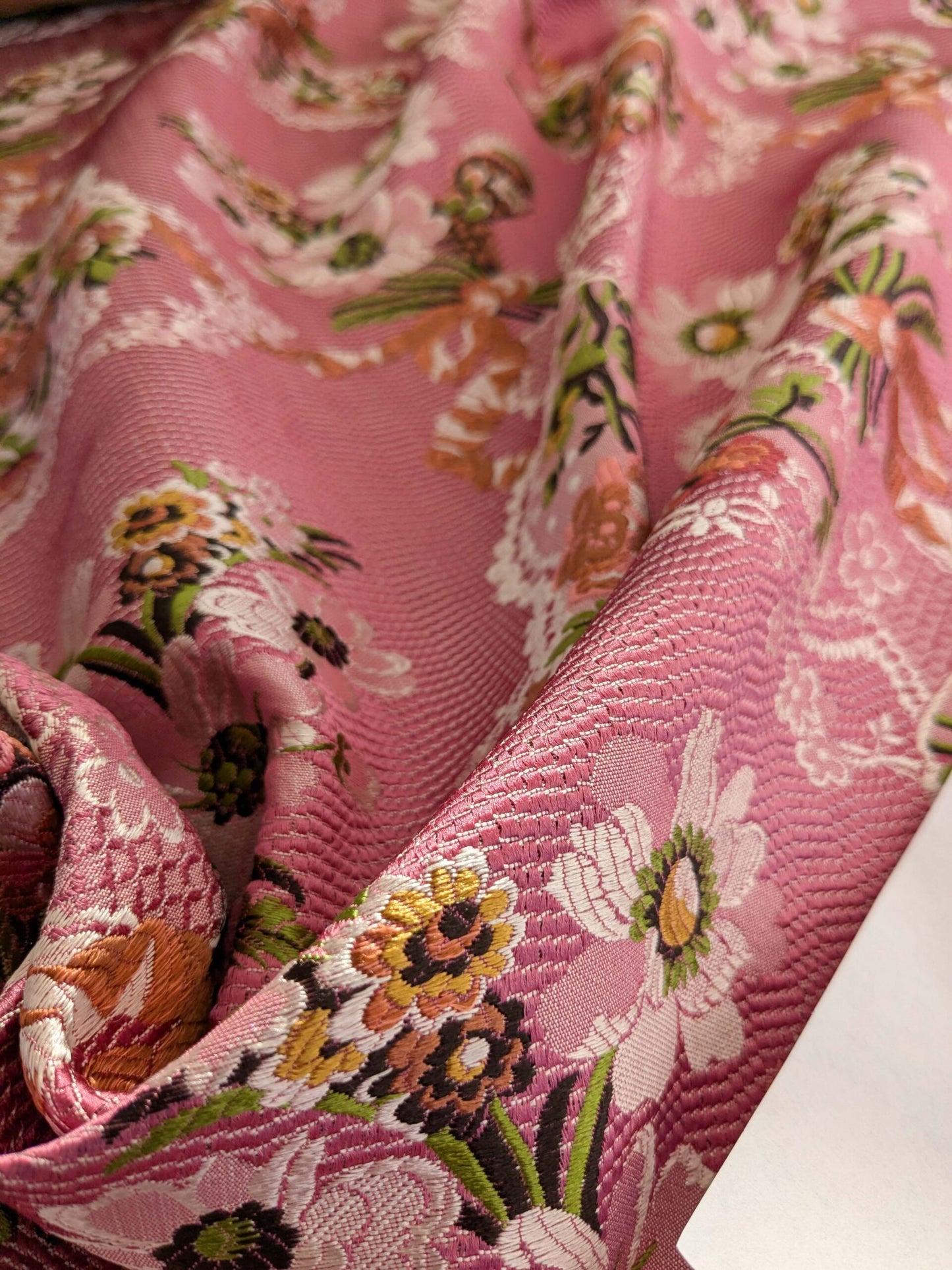 by yard Scalamandre Old World Weavers Avvoltoio Multi on Fuschia Historic Flora Pink Silk Lampas MSRP USD 1156/Y