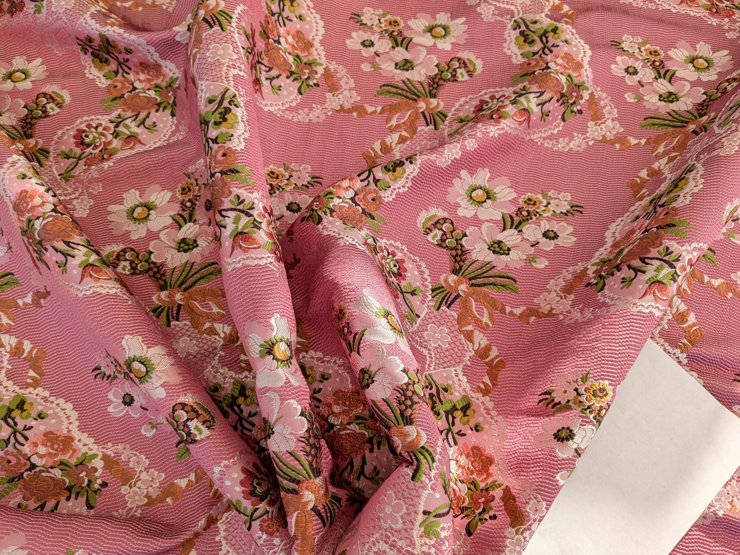 by yard Scalamandre Old World Weavers Avvoltoio Multi on Fuschia Historic Flora Pink Silk Lampas MSRP USD 1156/Y