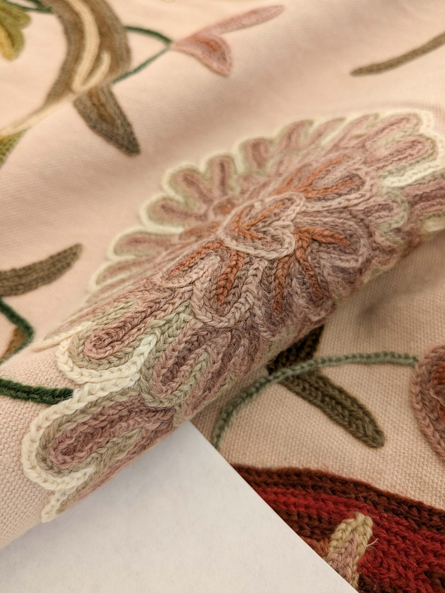 2.5yard Scalamandre Old World Weavers Devin Crewel Pastel Floral Botanical Wool Embroidery on Cotton Beige MSRP USD456/y