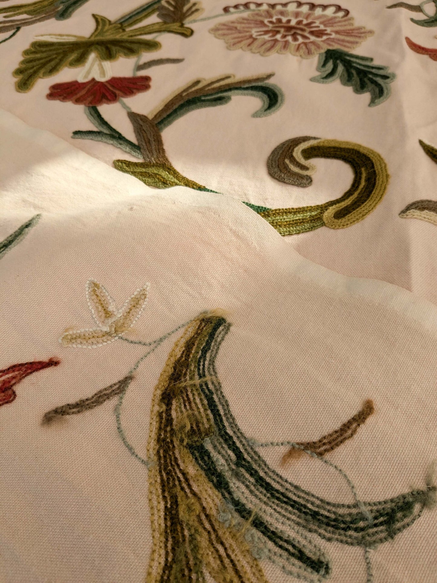 2.5yard Scalamandre Old World Weavers Devin Crewel Pastel Floral Botanical Wool Embroidery on Cotton Beige MSRP USD456/y