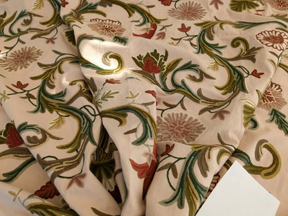 2.5yard Scalamandre Old World Weavers Devin Crewel Pastel Floral Botanical Wool Embroidery on Cotton Beige MSRP USD456/y