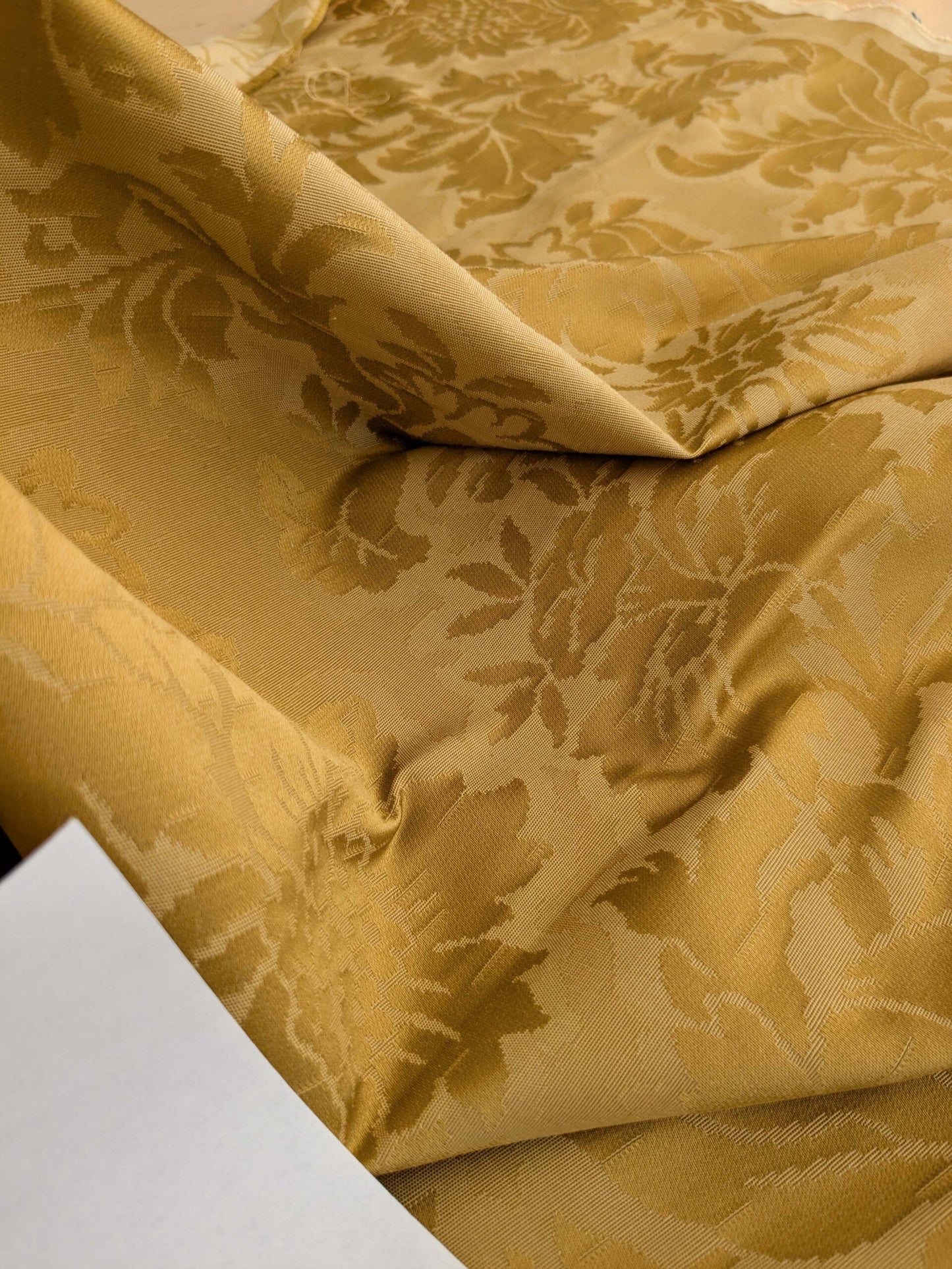 by yard Scalamandre Old World Weaver Radiant Sun Yellow Gold Damask Strie Renaissance Medallion Botanical