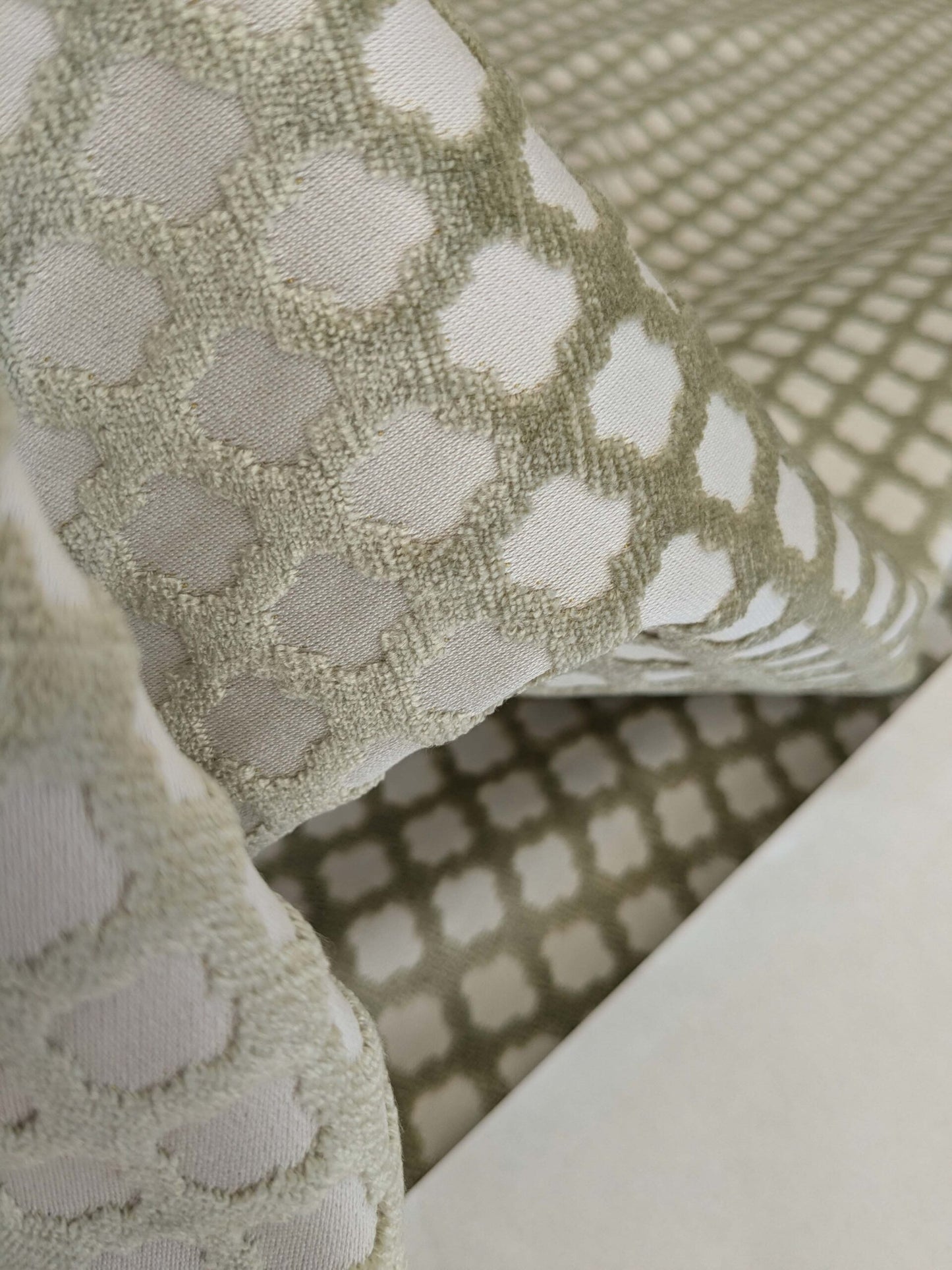 by yard Scalamandre Pomfret Green Tea Silk Cotton Green Beige Diamond Ogee Small Scale MSRP USD816/y