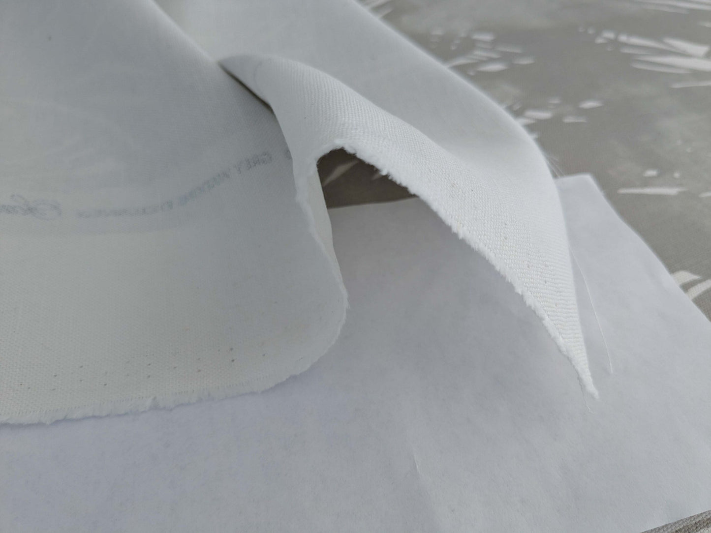 By yard Scalamandre Grey Watkins Palm Print Grey White Huge Leaf Botanical Foliage Tropical Linen Cotton MSRP USD 338/y