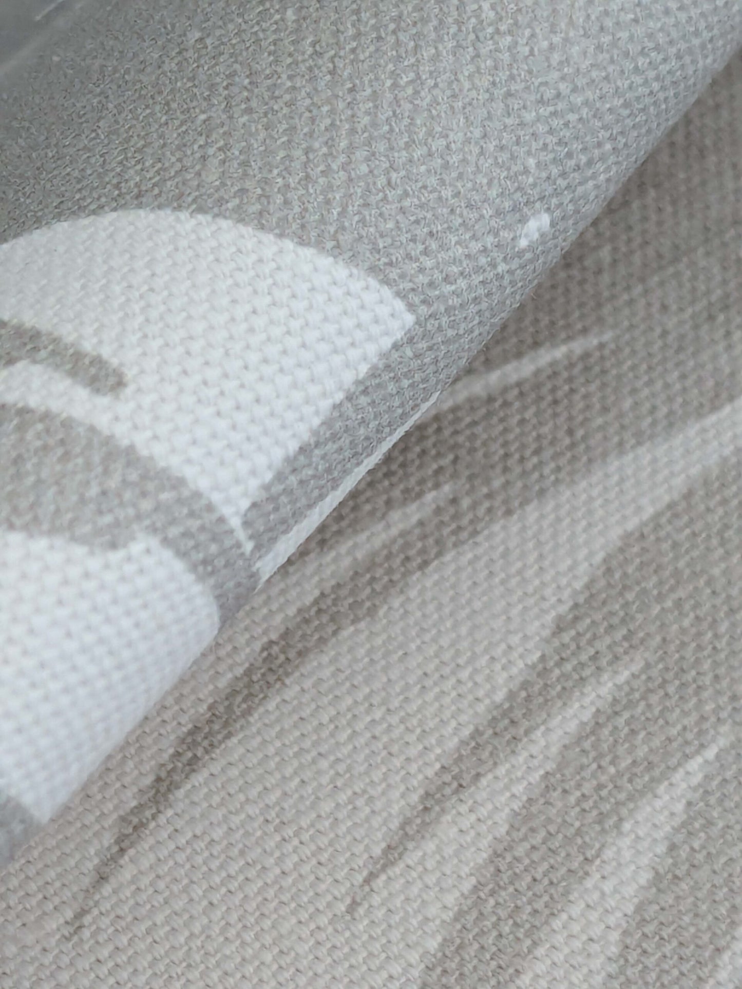 By yard Scalamandre Grey Watkins Palm Print Grey White Huge Leaf Botanical Foliage Tropical Linen Cotton MSRP USD 338/y