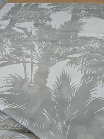 By yard Scalamandre Grey Watkins Palm Print Grey White Huge Leaf Botanical Foliage Tropical Linen Cotton MSRP USD 338/y