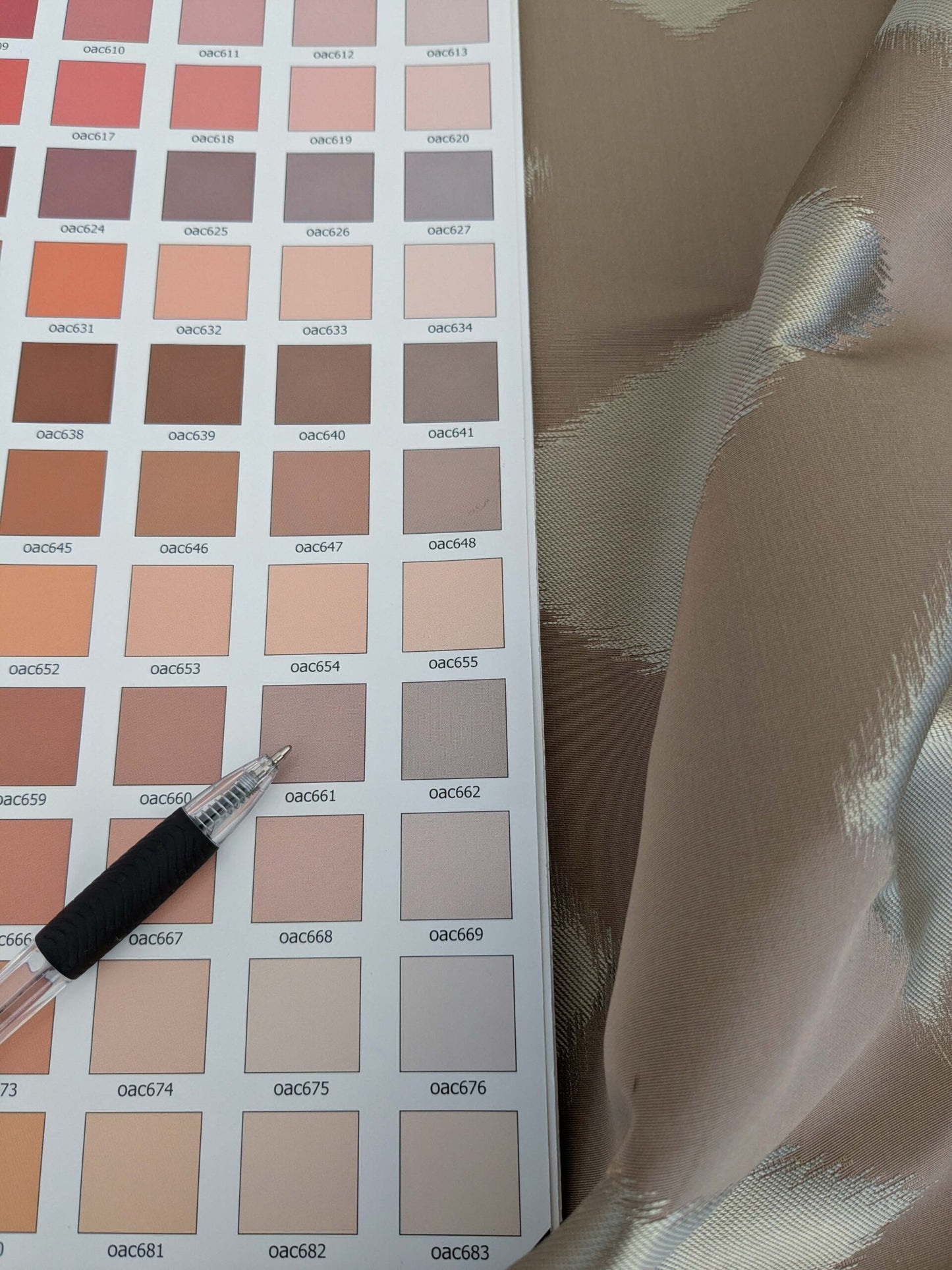 By yard Scalamandre Polygon Taupe Brown Silk Cotton Lattice Diamond Geometric MSRP USD260/y