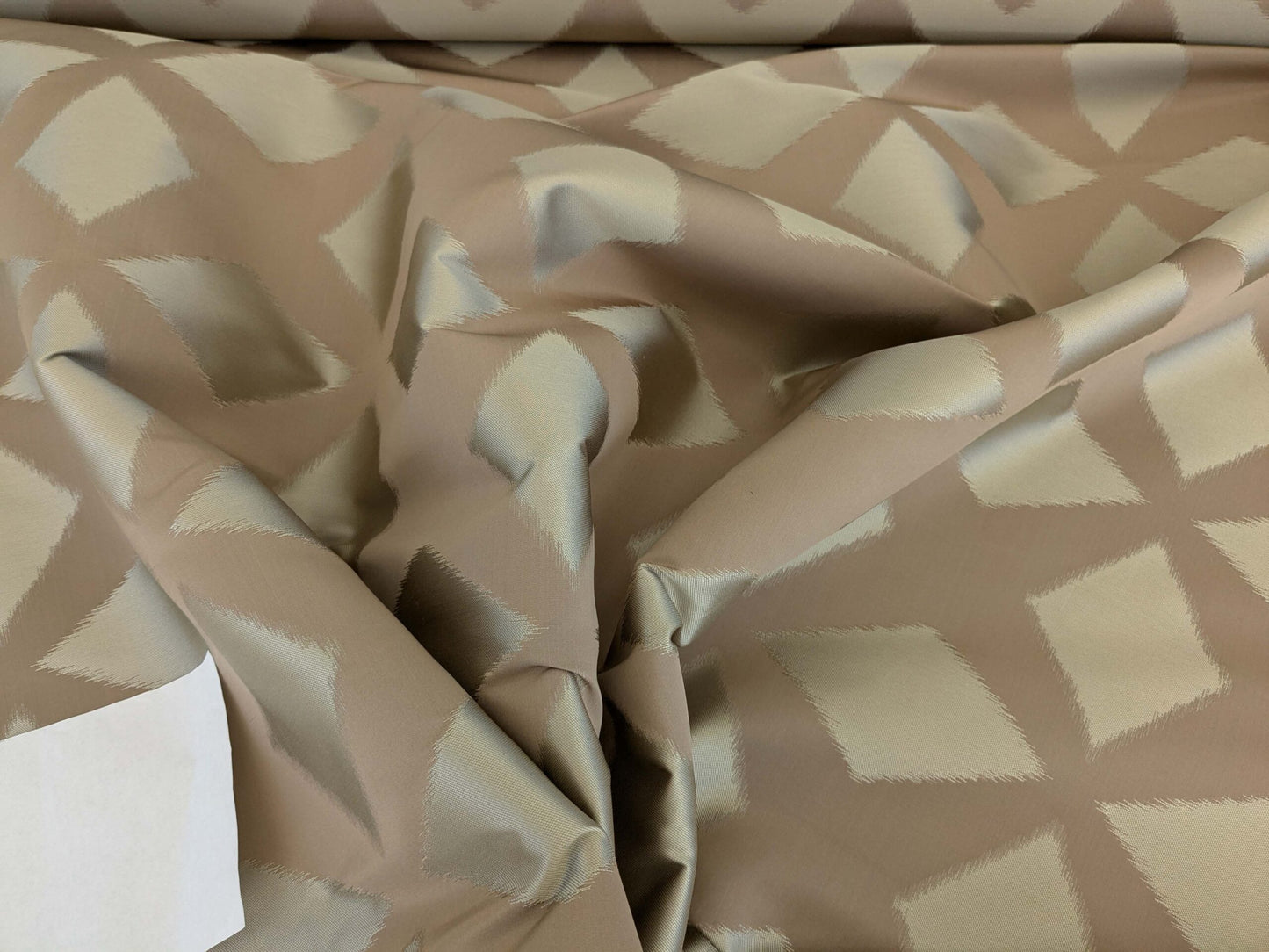 By yard Scalamandre Polygon Taupe Brown Silk Cotton Lattice Diamond Geometric MSRP USD260/y