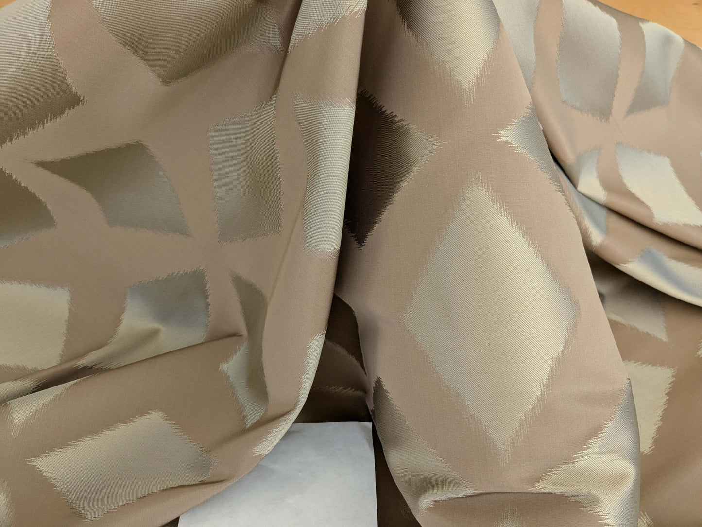 By yard Scalamandre Polygon Taupe Brown Silk Cotton Lattice Diamond Geometric MSRP USD260/y