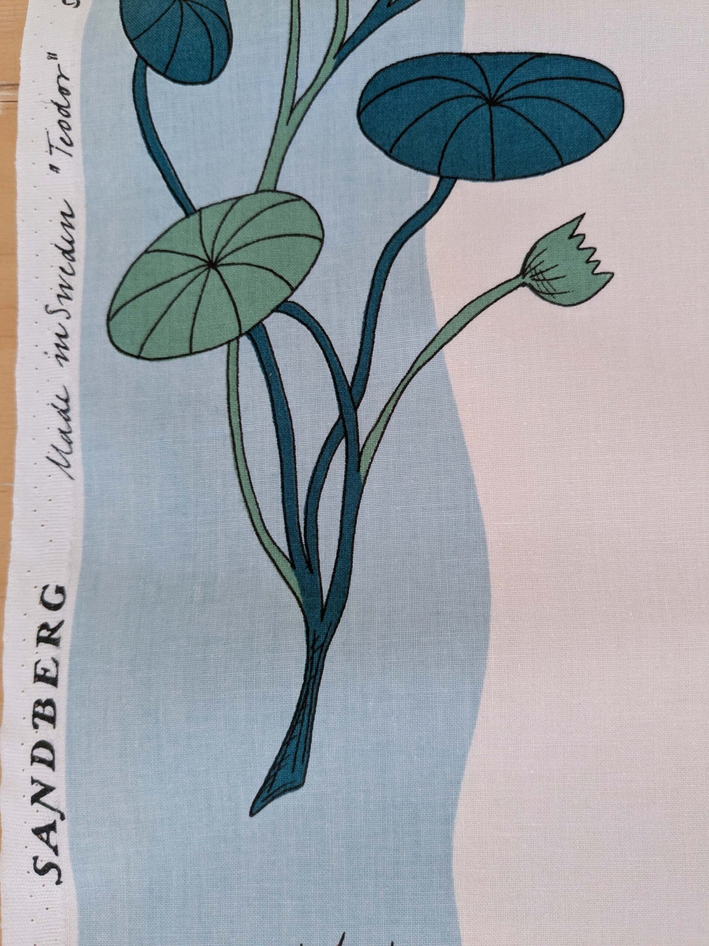 3.25yards Scalamandre Old World Weavers Teodor Sandberge Printed Fabric Turtle Stripe Blue White