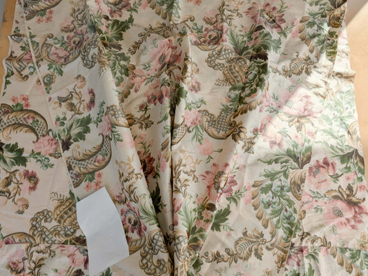 2.4y x 51"w Scalamandre Lelievre Paris Versailles Multi on Creme Warp Silk Floral Print Historic MSRP US 1200+  16-Ev49