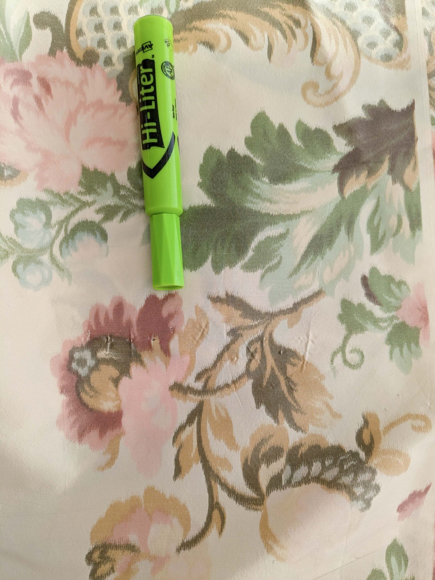 2.4y x 51"w Scalamandre Lelievre Paris Versailles Multi on Creme Warp Silk Floral Print Historic MSRP US 1200+  16-Ev49