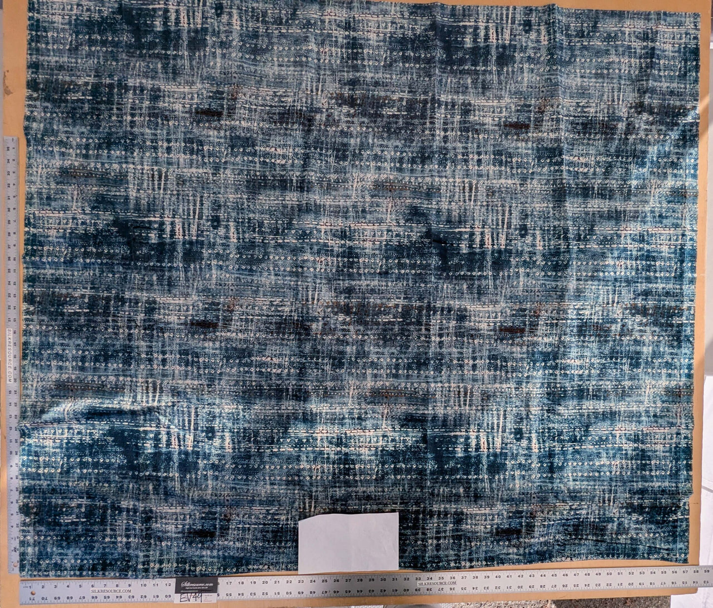 1.4y x 54" Scalamandre Old World Weavers Travertine Grotto Blue Velvet Abstract Cotton MSRP USD256/y 19-Ev49