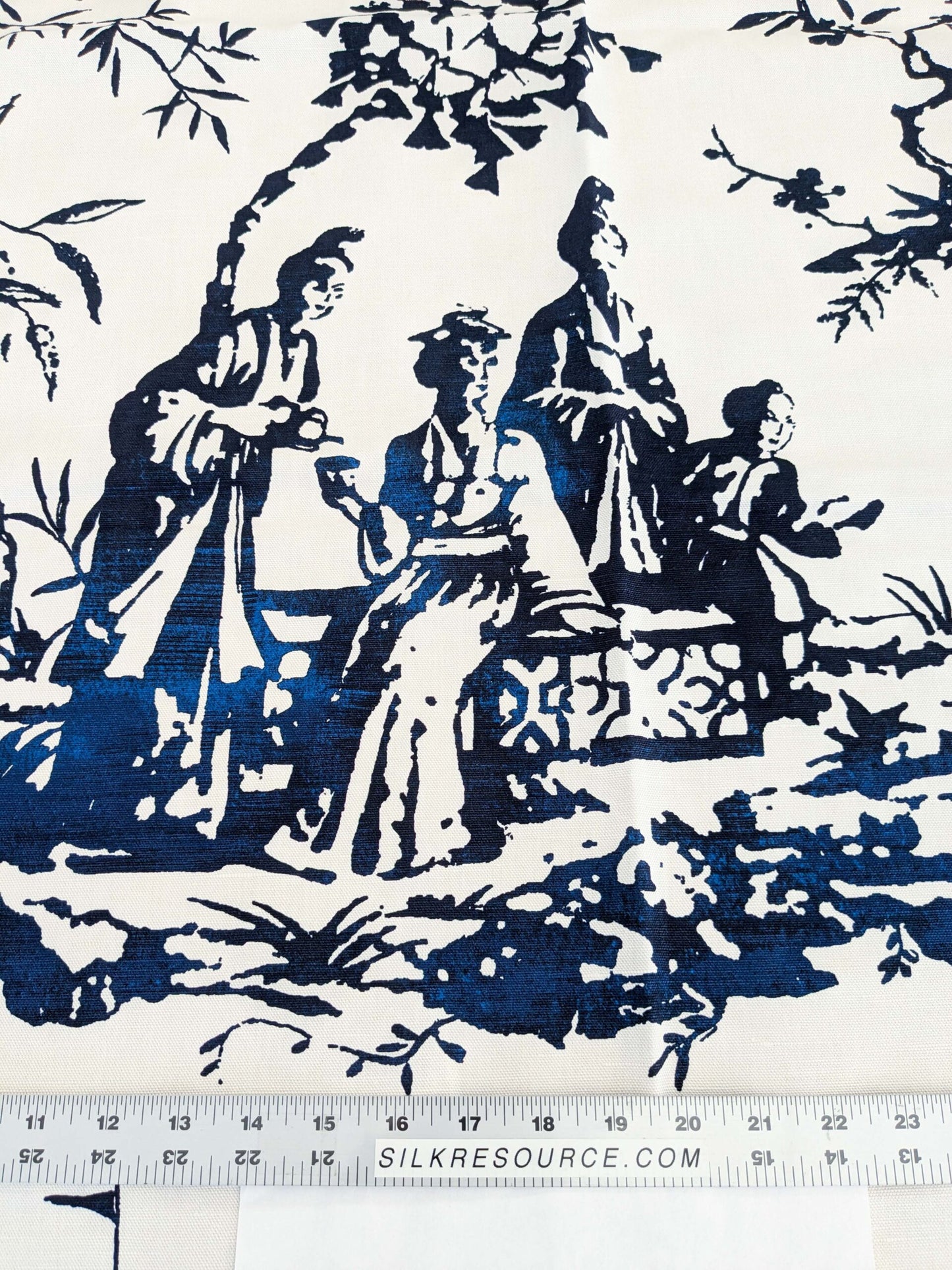 1.2y x 66"w Scalamandre Summer Palace Porcelain Blue White Chinoiserie Scenic Toile MSRP USD 262/y 22-Ev49
