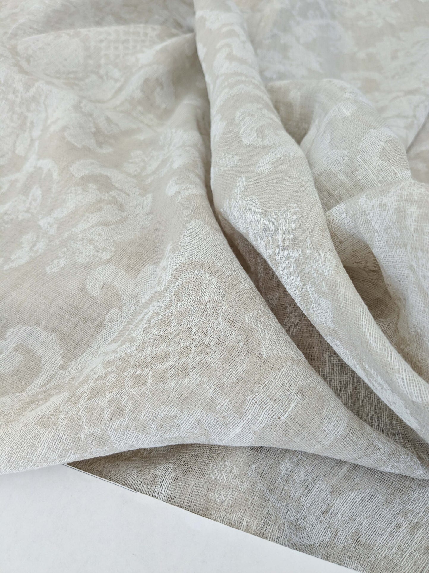 2.4y x 54"w Scalamandre Alhambra Bella Chantilly Beige Sheer Damask MSRP USD 298/y 32-Ev49